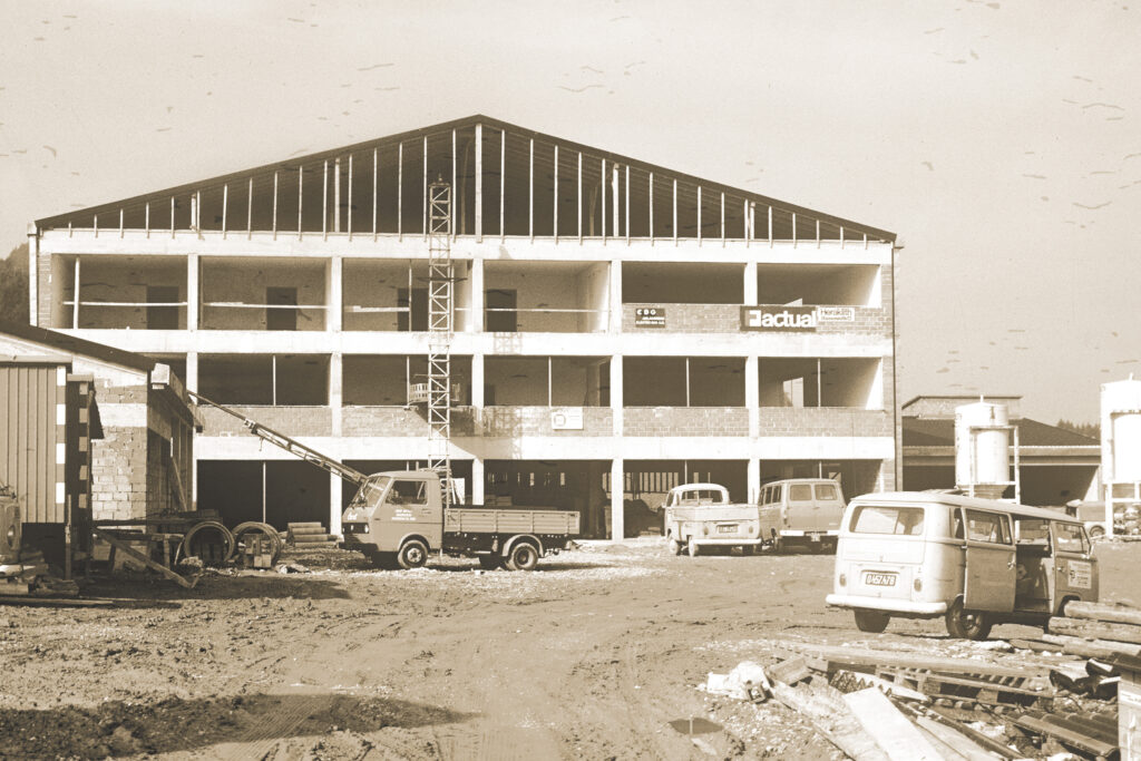 Haupthaus Assista während der Bauphase 1977