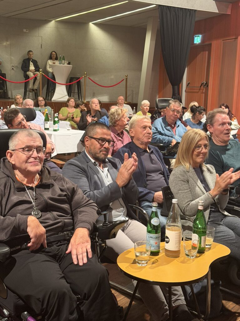 Publikum bei der Jubiläumsfeier